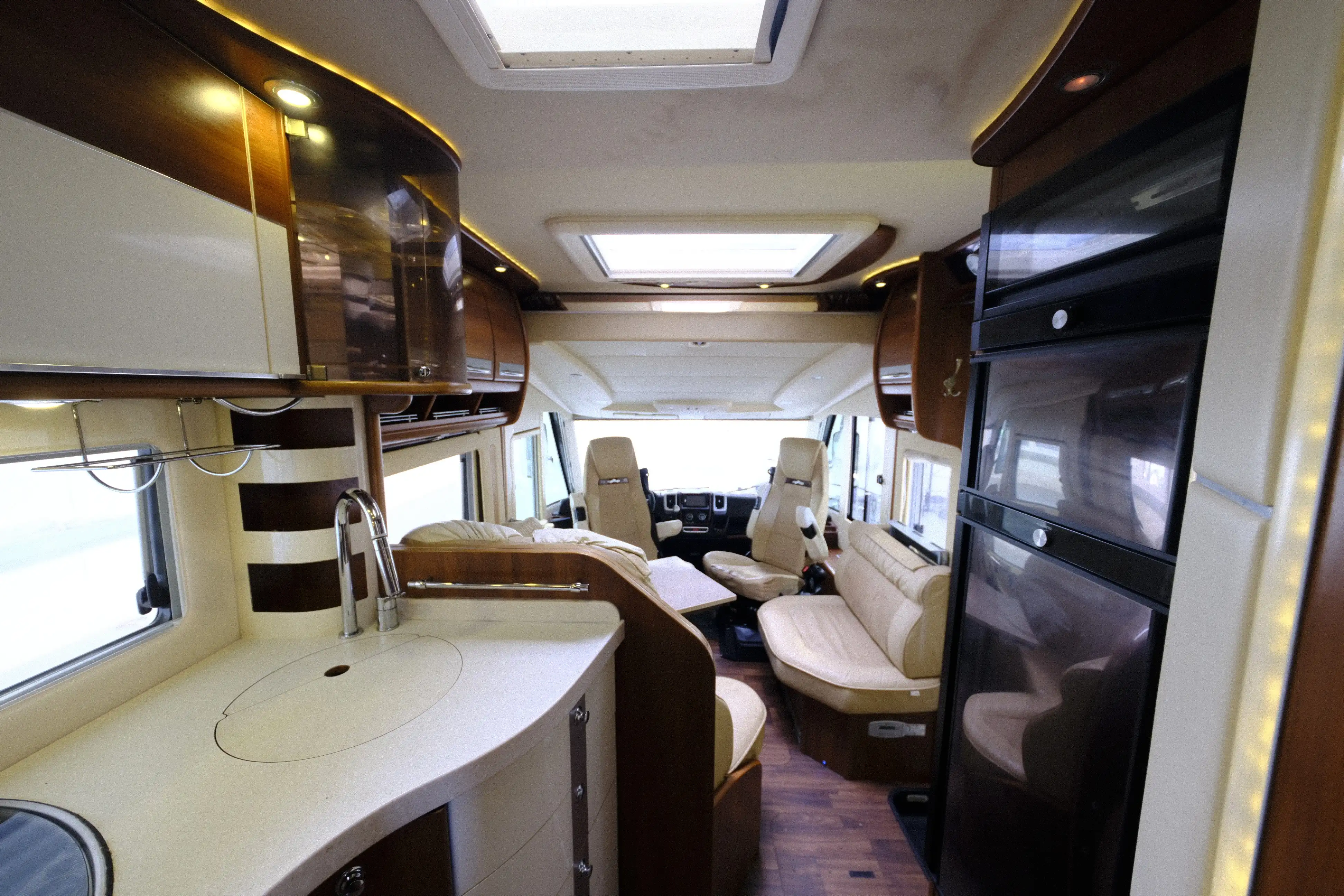 CARTHAGO Chic E-Line I 50 LE Yachting